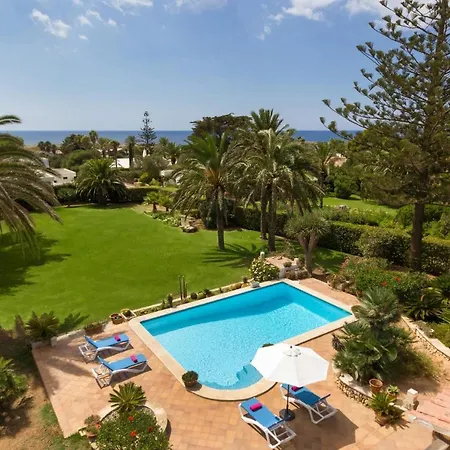 Villa Diamante By *